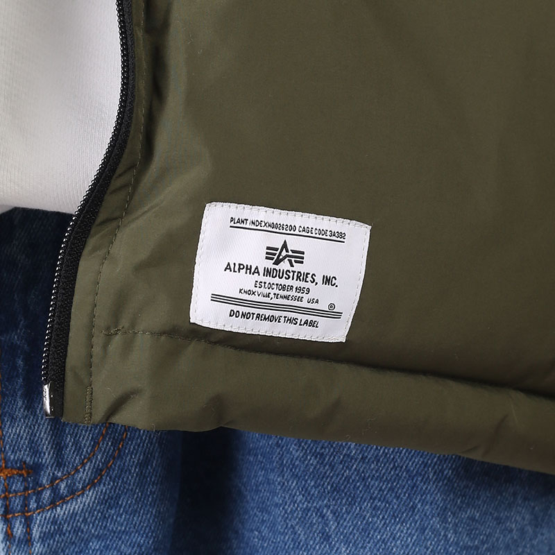 мужская зеленая куртка Alpha Industries Hooded Puffer Jacket MJH52500C1 dark green - цена, описание, фото 9